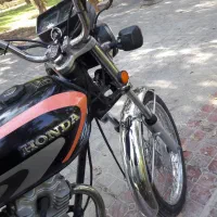 متورسیکلت هندا۱۲۵ولکا مدل ۸۸پلاک ملی بسیارتمیز|موتورسیکلت|اصفهان, گرکان|دیوار