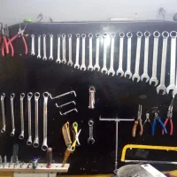 تعمیرکار مکانیکی و باطری سازی سیار