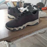 کفش دست دو سایز ۳۷