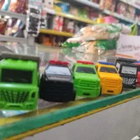 کاسب  خریدار خودرو (نمایشگاه اتومبیل دیوار)