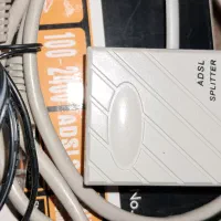 مودم-روتر +ADSL2 و باسیم تندا مدل D820R|مودم و تجهیزات شبکه|اندیشه, اندیشه فاز ۱|دیوار