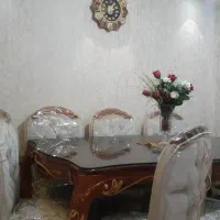 میزه ناهارخوری با روکش تلقی در حد نو