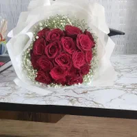 انواع دسته گل با مدلهای متفاوت|گل و گیاه طبیعی|نجف‌آباد, امیرآباد|دیوار