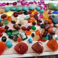 سنگهای یاقوت وفیروزه وعقیق وغیره