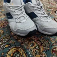 کتونی اسپرت سایز 39