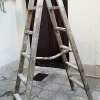 نردبون بالوازم