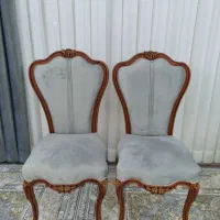 صندلی چوبی در حد