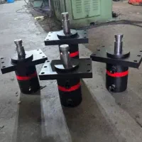 تعمیر جک هیدرولیک و پرس . سری تراش . تراشکاری