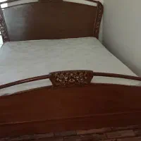 تخت و تشک و میز آرایش چوبی در حد نو|تخت و سرویس خواب|مهدی شهر, |دیوار