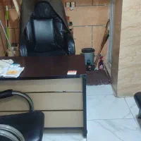 میز و صندلی مدیریت و انتضار