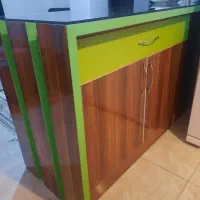 کابینت جلو آشپزخانه (جزیره ی متحرک)