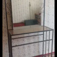 ایینه وکنسول