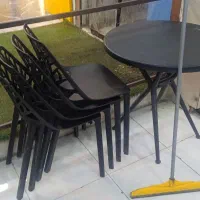 دکور مغازه با میز و صندلی|فروشگاه و مغازه|بندرعباس, |دیوار