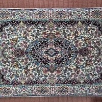 فروش دوعددقالی۹متری و۶عدد پشتی ست باهم الماس کویر|فرش|کرمان, |دیوار