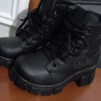 نیم بوت وکفش مجلسی و  پاپوش وکیف