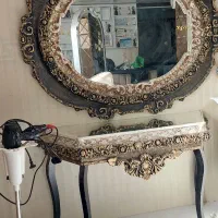 آینه و کنسول در حد نو