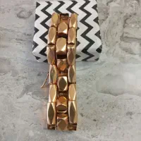 دستبند طلا ۸۰ هزار تومان بالای تابلوی