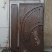 درب آهنی 2متری نیم طول 1مترونیم عرض|مصالح و تجهیزات ساختمان|شیراز, ده پیاله|دیوار