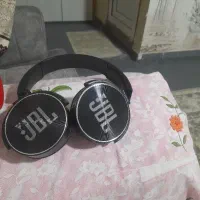 دوعدد هدفون دسته دوم