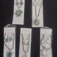 نیم ست گردنبند و گوشواره صدفی|بدلیجات|شیراز, شهرک برق|دیوار