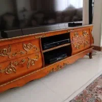 میز تی وی معرق و برنز کاری شده در حد نو|میز تلویزیون|فردیس, شهرک هفده شهریور|دیوار