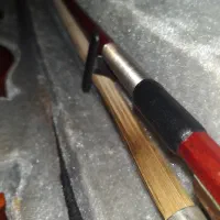 ویولن اماتی 100|ویولن|رشت, گیل|دیوار