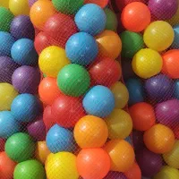 توپ پلاستیکی مخصوص استخر