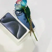 اپل iPhone 15 Pro Max با حافظهٔ ۵۱۲ گیگابایت