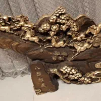 مجسمه وتزئینی