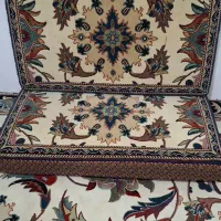 یک جفت پشتی بسیار شیک و نو