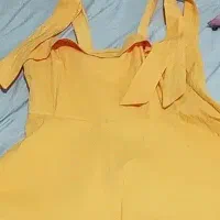 تعدادی لباس