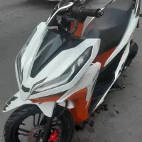 کلیک 150سفید نارنجی مدل 99 کم کار