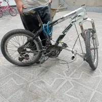 دوچرخه نیاز به تعمیر