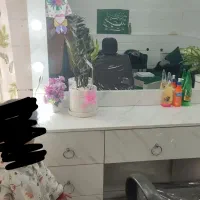 اجاره صندلی آرایشگاه  زنانه به آرایشگران ماهر