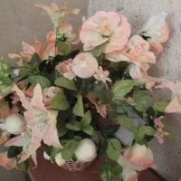 گل و درخت مصنوعی بزرگ