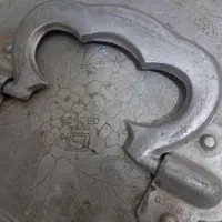 قابلمه قفلی قدیمی