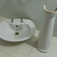 روشویی پایه دار