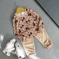لباس بچگانه بلوز شلوار مخمل گوشتی (قیمت پارسال)