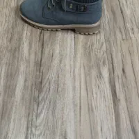 پوتین و کتونی کاملا سالم|کیف، کفش، کمربند|رشت, پیرکلاچای|دیوار