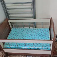 تخت وگهواره متحرک