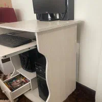 میز کامپیوتر