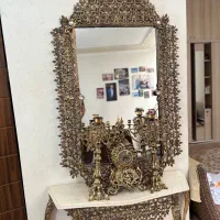 ایینه کنسول زیبا در حد نو پایه سنگی