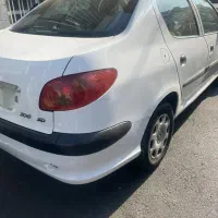 پژو ۲۰۶