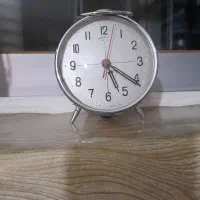 ساعت رومیزی قدیمی
