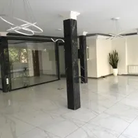اجاره مغازه ۱۲۰ متری در گاندی|اجارهٔ مغازه و غرفه|تهران, گاندی|دیوار