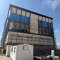 کارگر و استاد کار برقکار