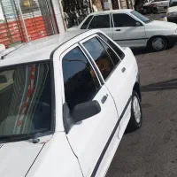 پراید ۸۸ بی رنگ