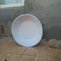 تشت تقریبا بزرگ