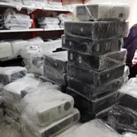 ویدیو پروژکتور با پرده نمایش و یکسال گارانتی|تلویزیون و پروژکتور|شیراز, زرهی|دیوار