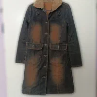 پالتو جین سایز ۴۰ به همراه یک جفت بوت چرم اصل